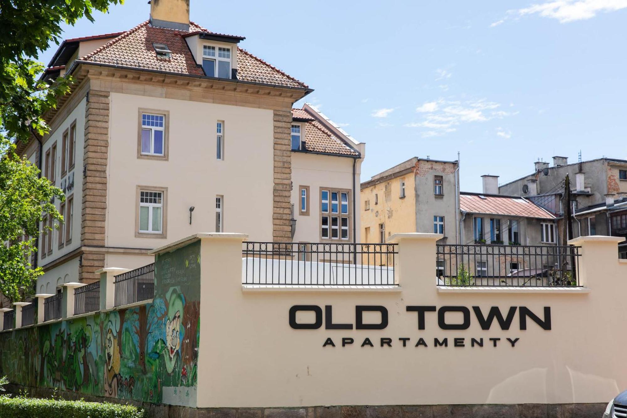 Appartamento Apartament Old Town Premium Z Balkonem Kłodzko Esterno foto